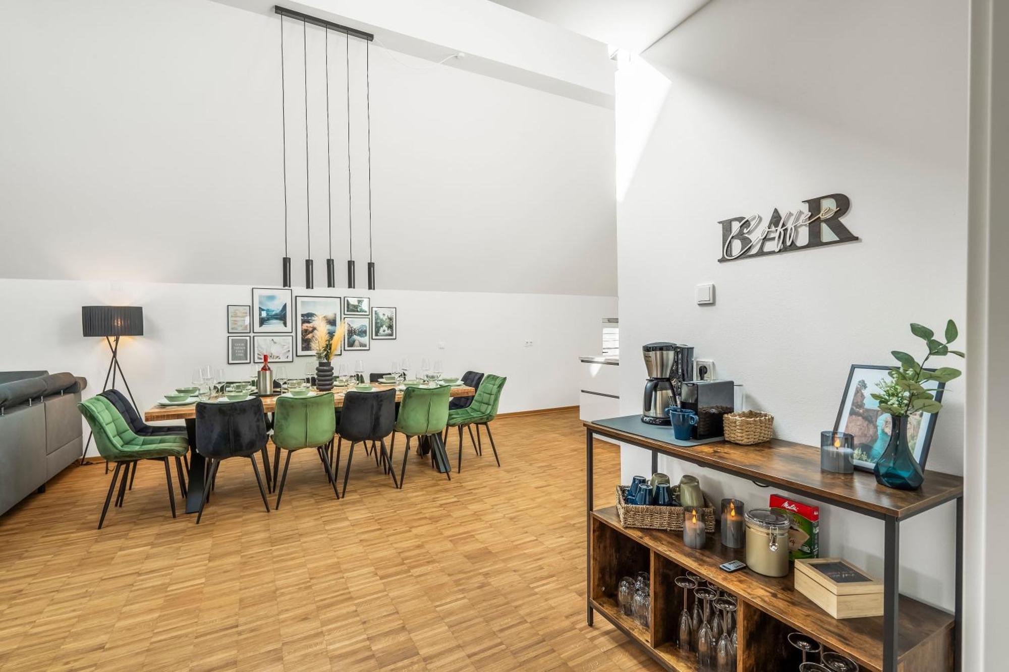 Dnd Design Loft I 170Qm I Parken I Balkon I Workstation I Netflix I Kaffee I Waschmaschine I Trockner I Xbox I Ausblick Apartment Wurzburg Ngoại thất bức ảnh