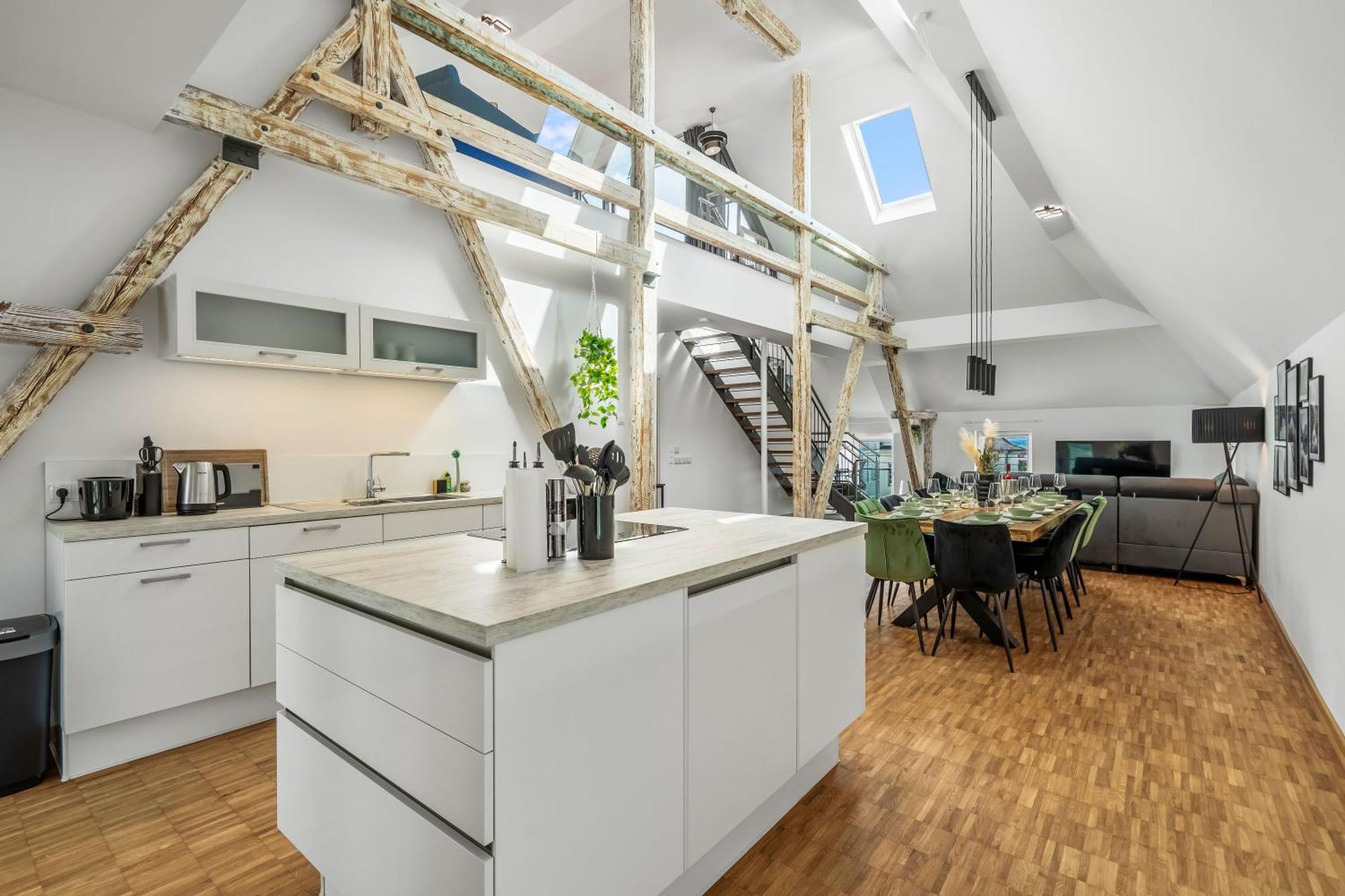 Dnd Design Loft I 170Qm I Parken I Balkon I Workstation I Netflix I Kaffee I Waschmaschine I Trockner I Xbox I Ausblick Apartment Wurzburg Ngoại thất bức ảnh