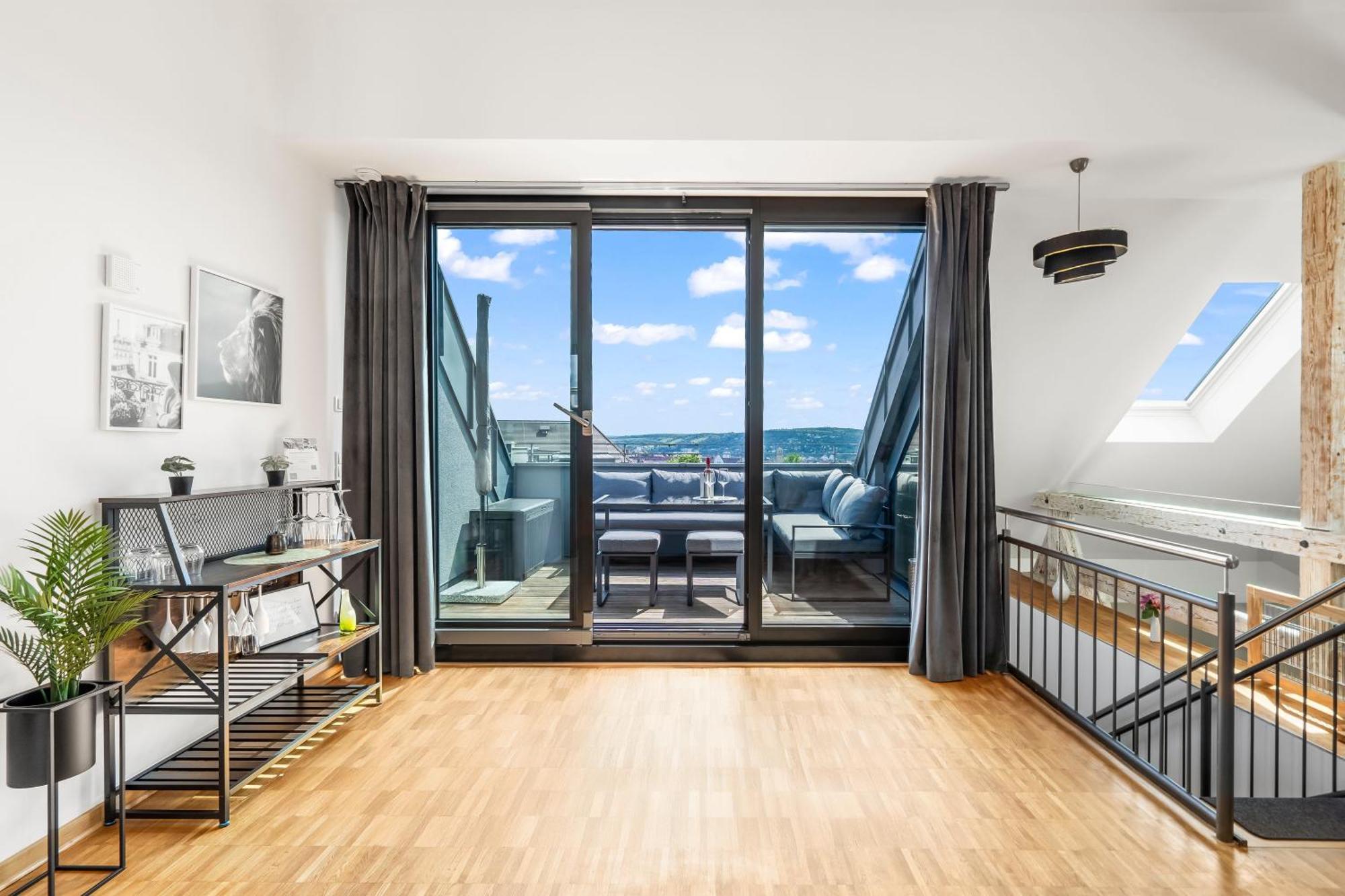 Dnd Design Loft I 170Qm I Parken I Balkon I Workstation I Netflix I Kaffee I Waschmaschine I Trockner I Xbox I Ausblick Apartment Wurzburg Ngoại thất bức ảnh